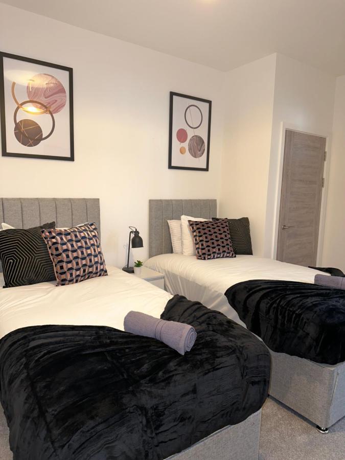 Sleek & Stylish Apartment By Dh Aparthotels Peterborough Luaran gambar